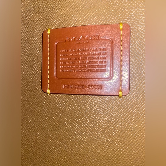 Coach Charlie Bucket shoulder Bag In Signature Canvas - Picture 4 of 17